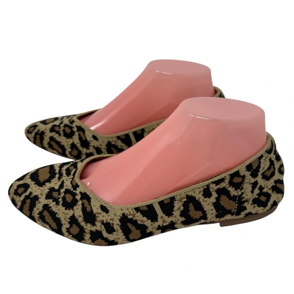 Skechers Cleo Women’s Size 9 Natural Animal Print Flats leopard print shoes